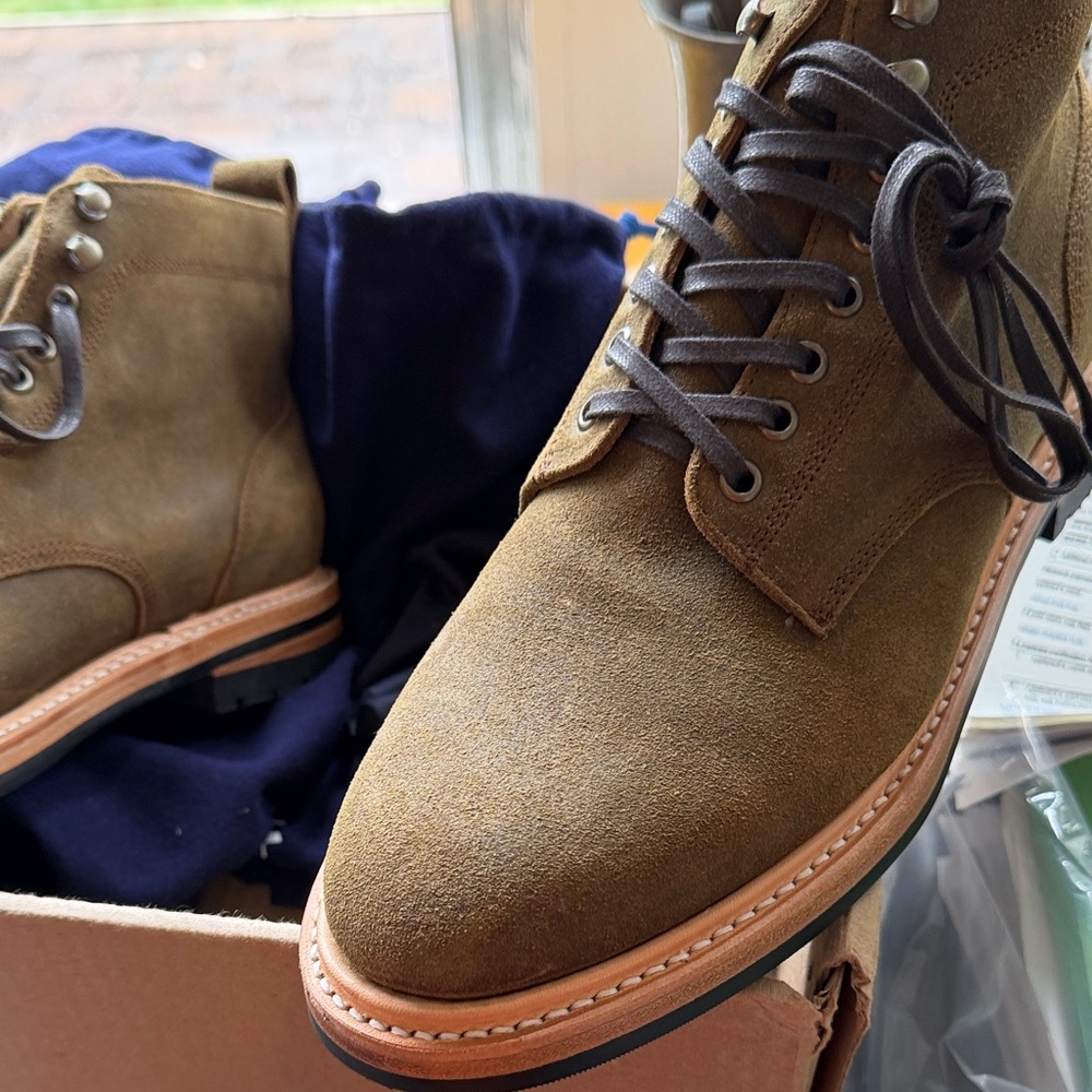 Taylor Stitch Golden Brown Waxed Suede Trench Boot - Picture 5 of 8